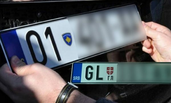 Vlada produžava za 15 dana rok za registraciju automobila sa nelegalnih na RKS tablice