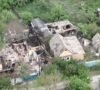AP: Ovo su ostaci ukrajinskog selo nakon ratnih dejstava ruske vojske, iz ruševina se širi crni dim